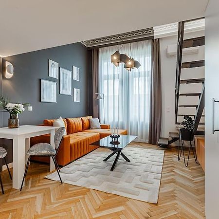 XIII Shades Pink Flamingo Apartment Будапеща Екстериор снимка